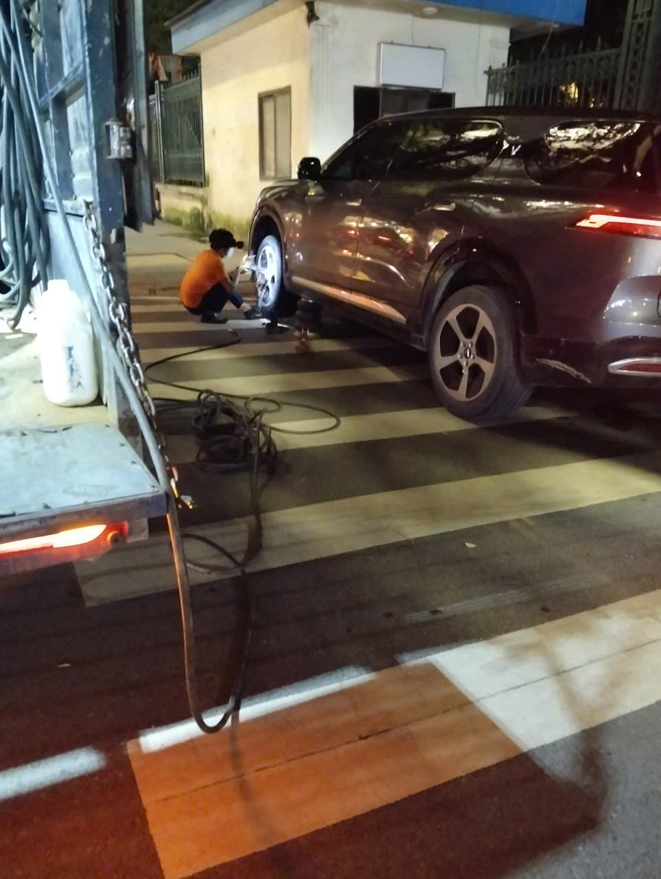 Vá lốp ô tô Bắc Từ Liêm - Dịch vụ tiện lợi