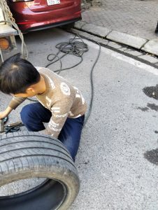Giá vá lốp ô tô Hà Nội